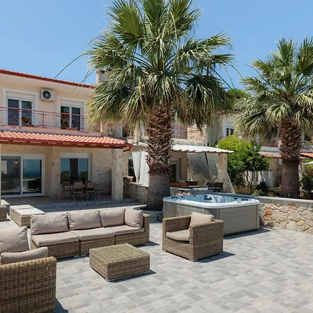 Villa Azura #skgbnb Mesokhórion