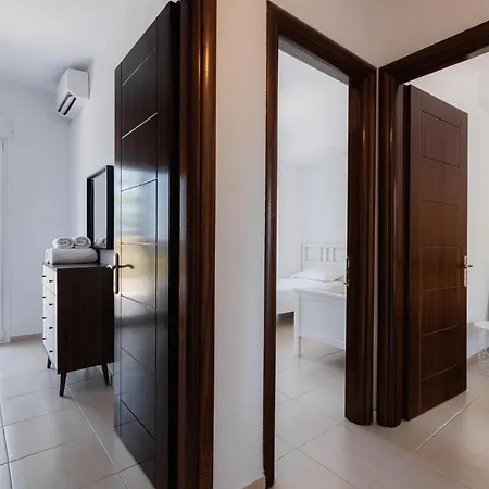 Villa Azura #skgbnb Mesokhórion